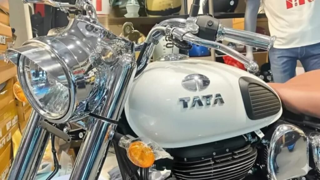 Tata 250cc Bike 2025 – 249cc Liquid-Cooled Engine, 26HP Power & Sporty Street Design Starting at ₹42,000!